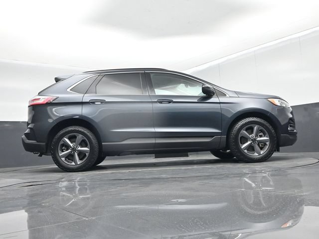 Certified 2022 Ford Edge SEL w/ Sport Appearance Package AWD/4WD image 52