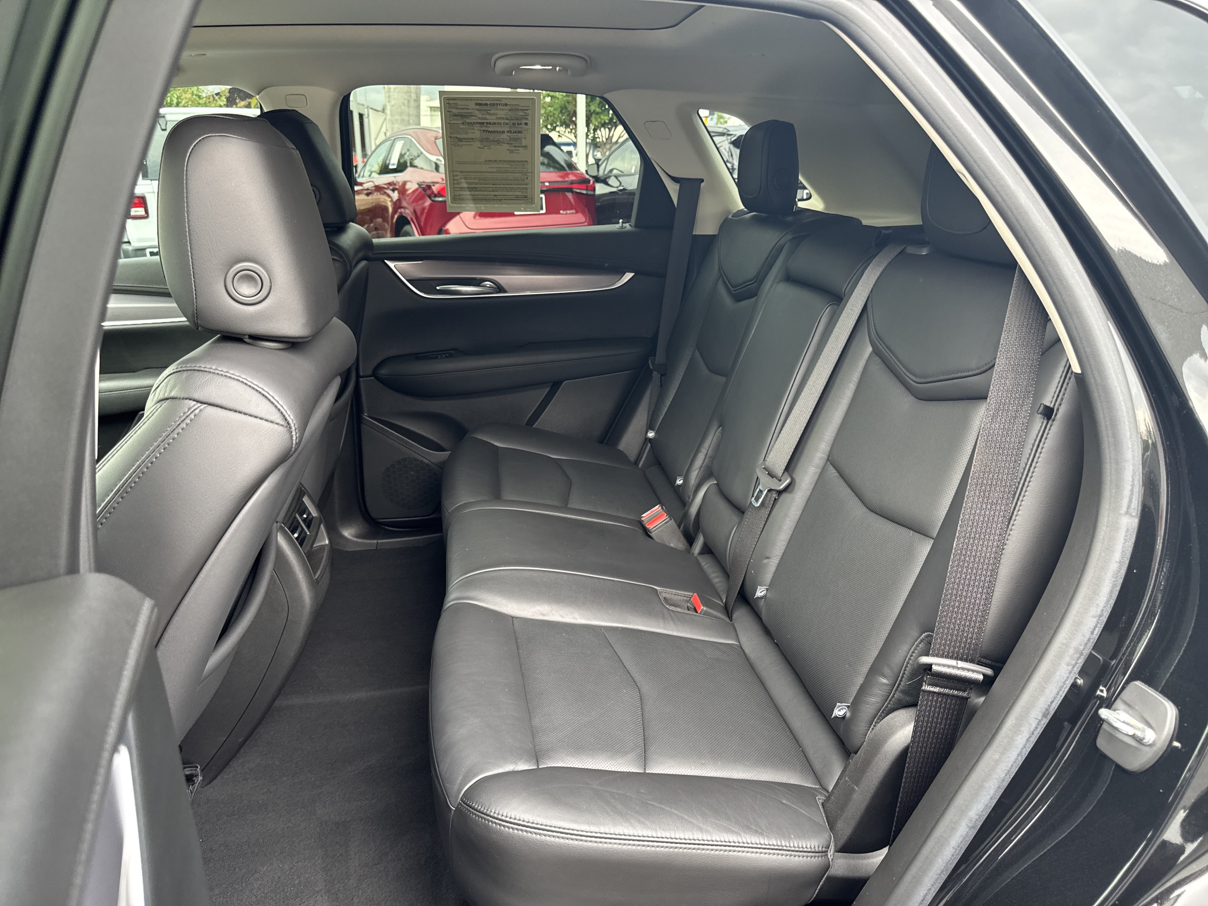Used 2018 Cadillac XT5 Luxury w/ Driver Awareness Package FWD image 19