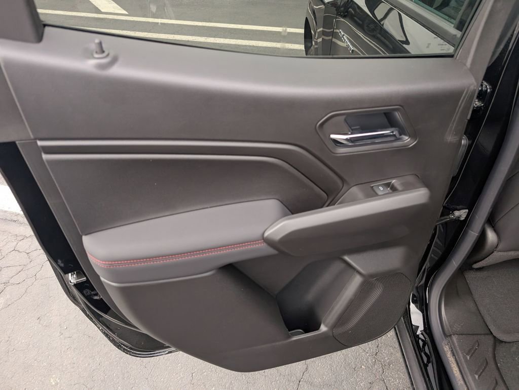 New 2026 Chevrolet Colorado Z71 image 12