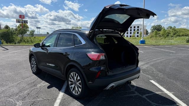 Used 2021 Ford Escape Titanium image 12