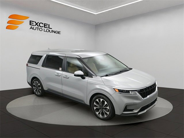 Used 2022 Kia Carnival EX image 50