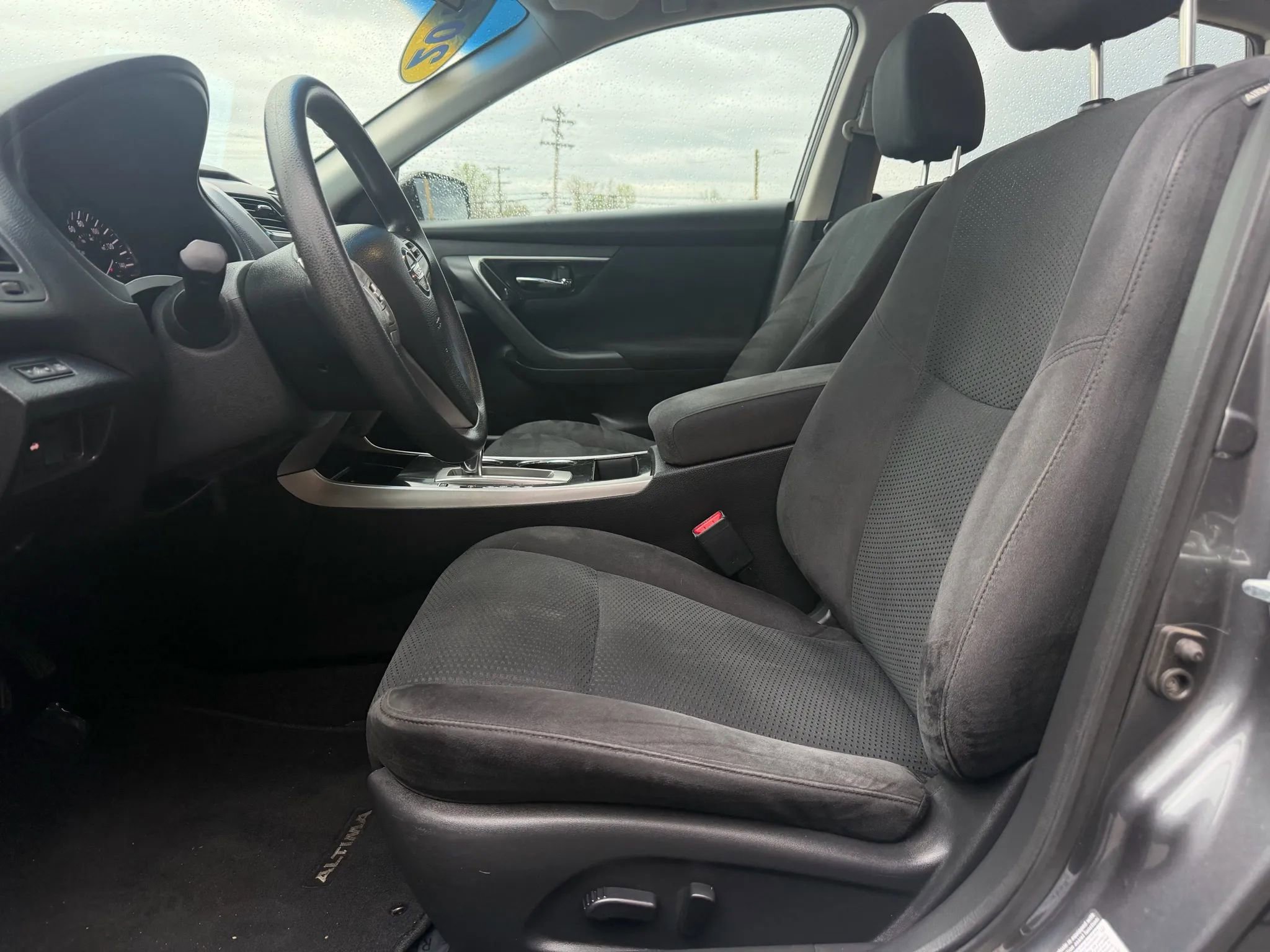Used 2014 Nissan Altima 2.5 S FWD image 9