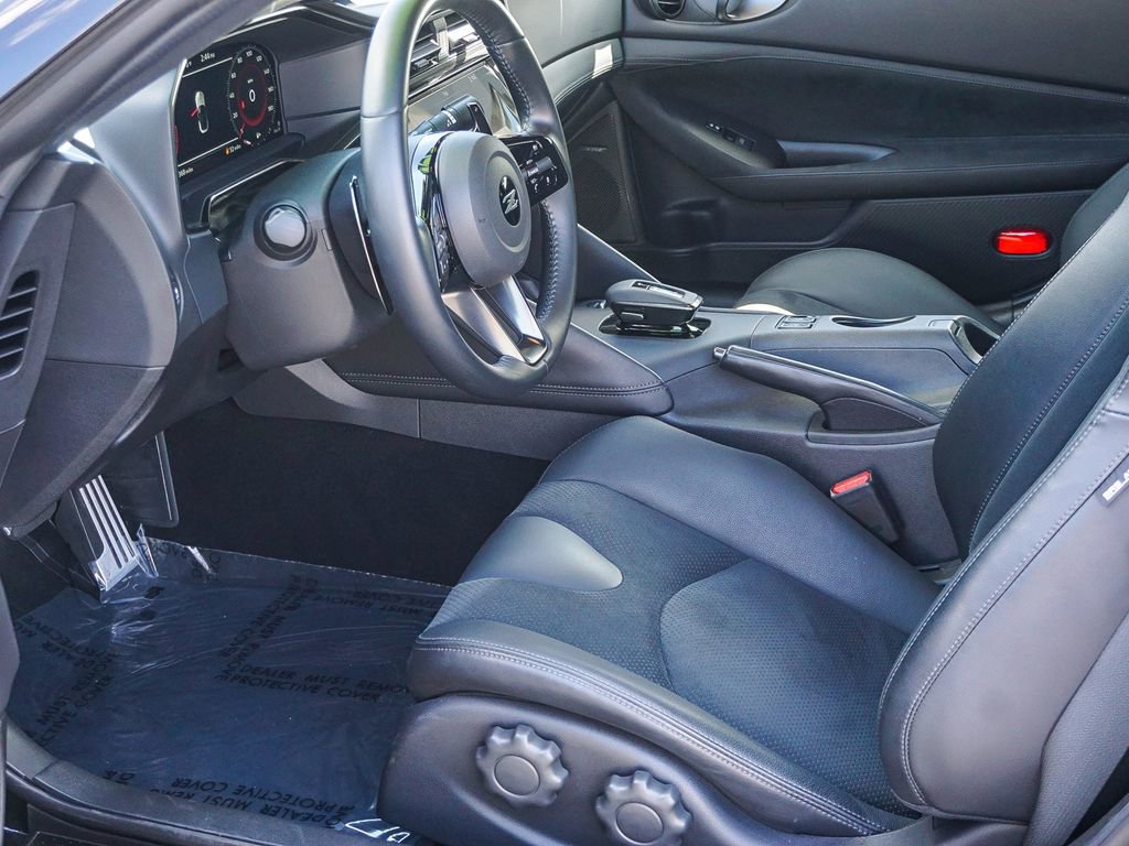 Used 2024 Nissan Z Performance w/ Floor Mat Package image 16
