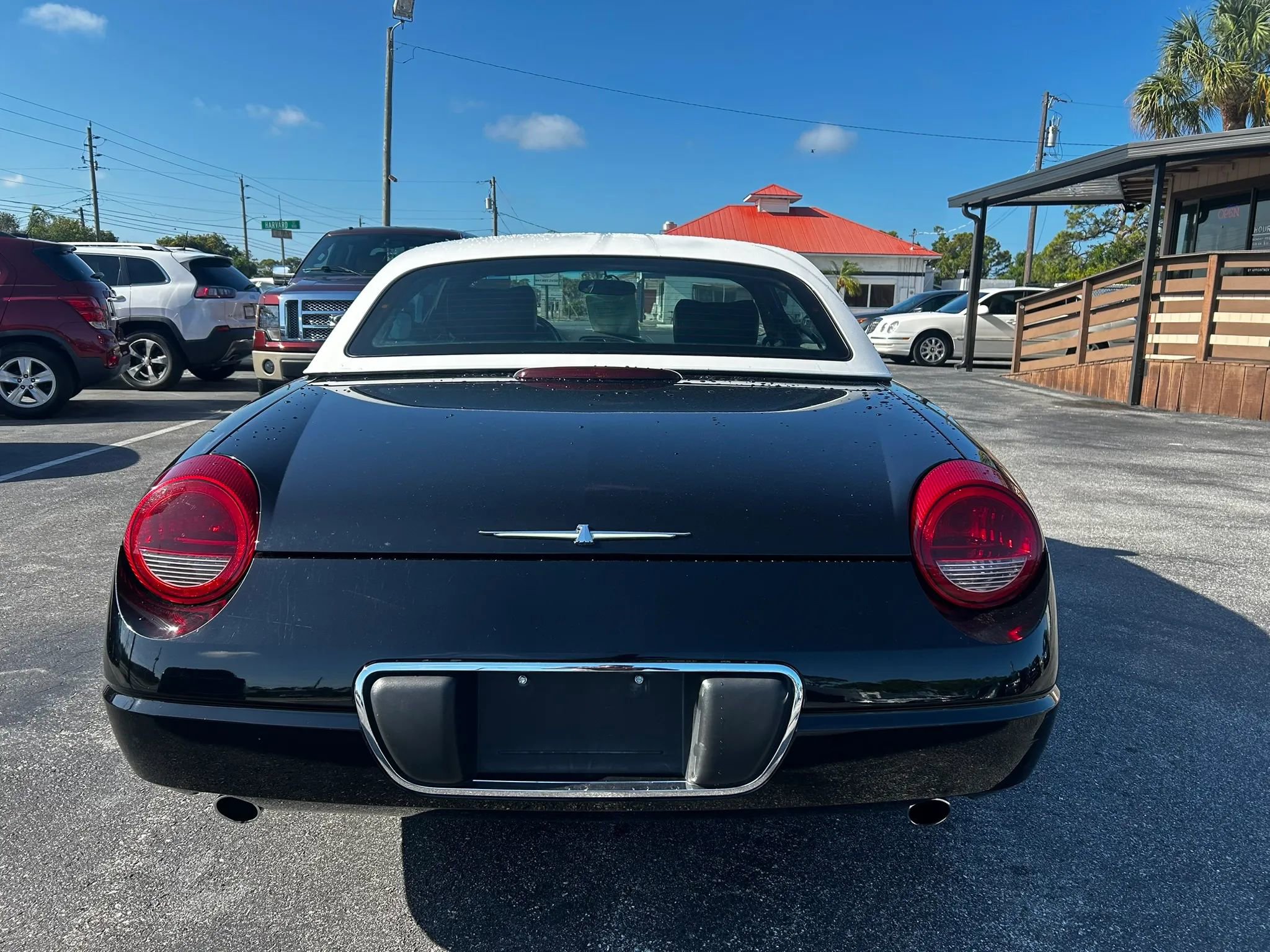 Used 2002 Ford Thunderbird RWD image 6