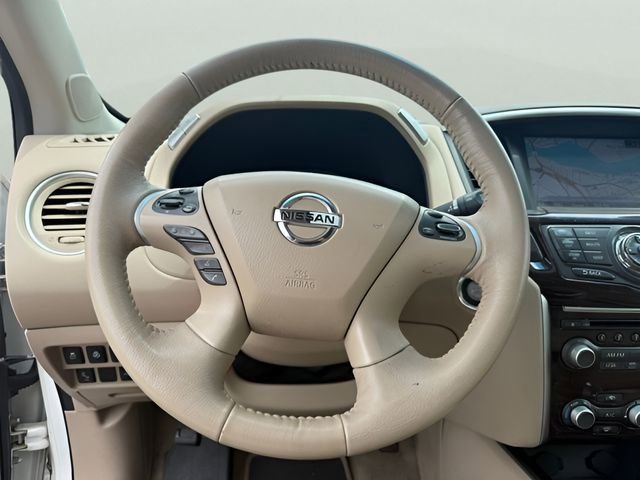 Used 2015 Nissan Pathfinder Platinum AWD/4WD image 19