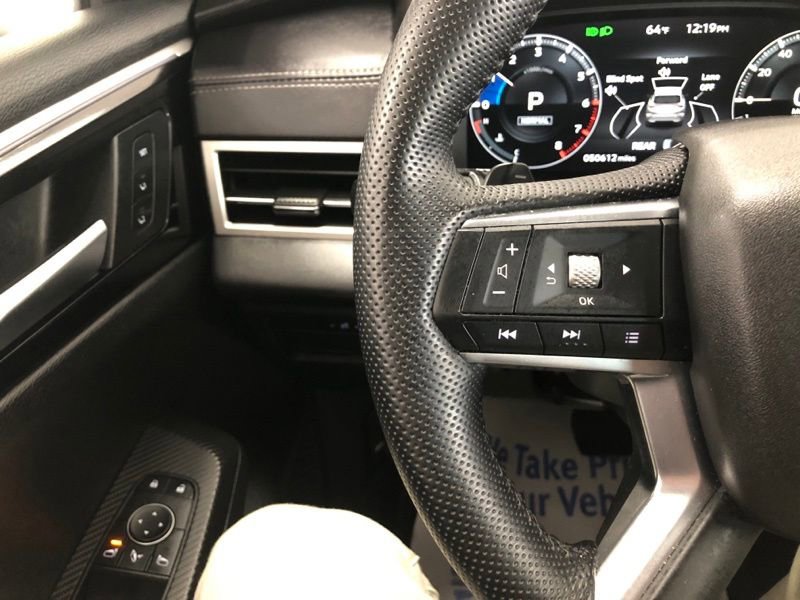 Used 2023 Mitsubishi Outlander SEL image 20