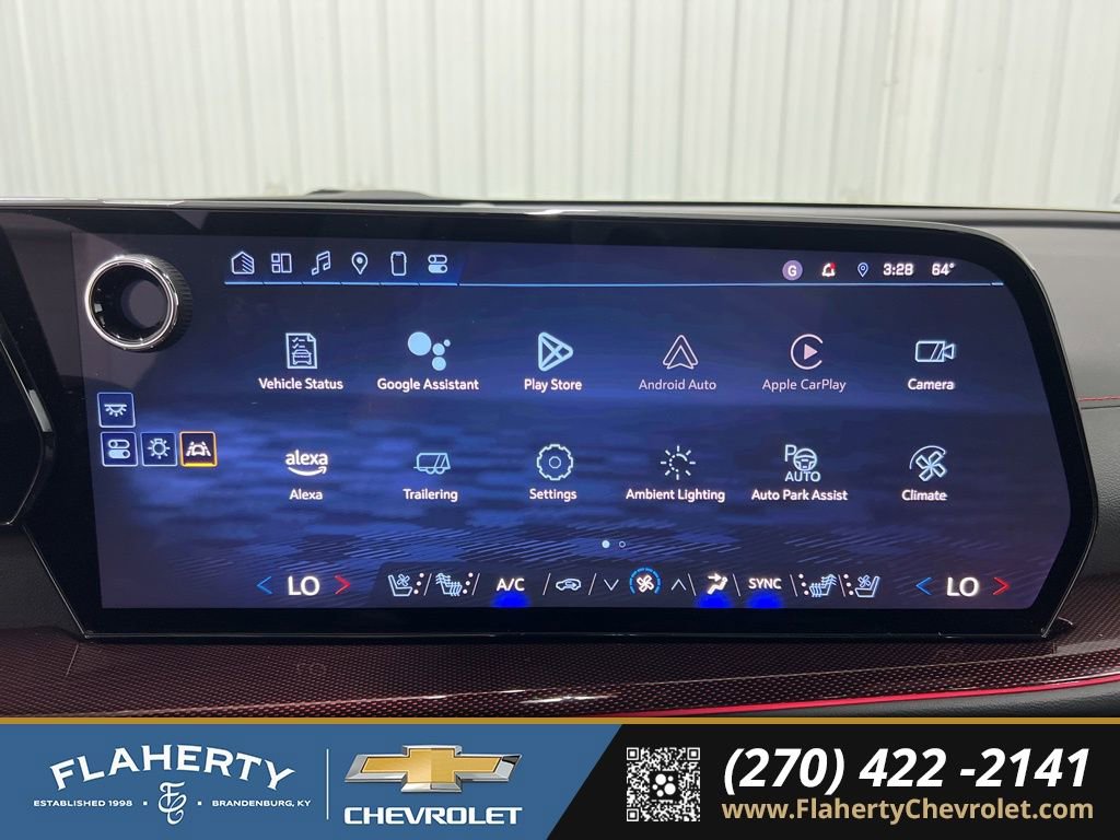 Used 2024 Chevrolet Traverse RS w/ LPO, Floor Liner Package AWD/4WD image 31