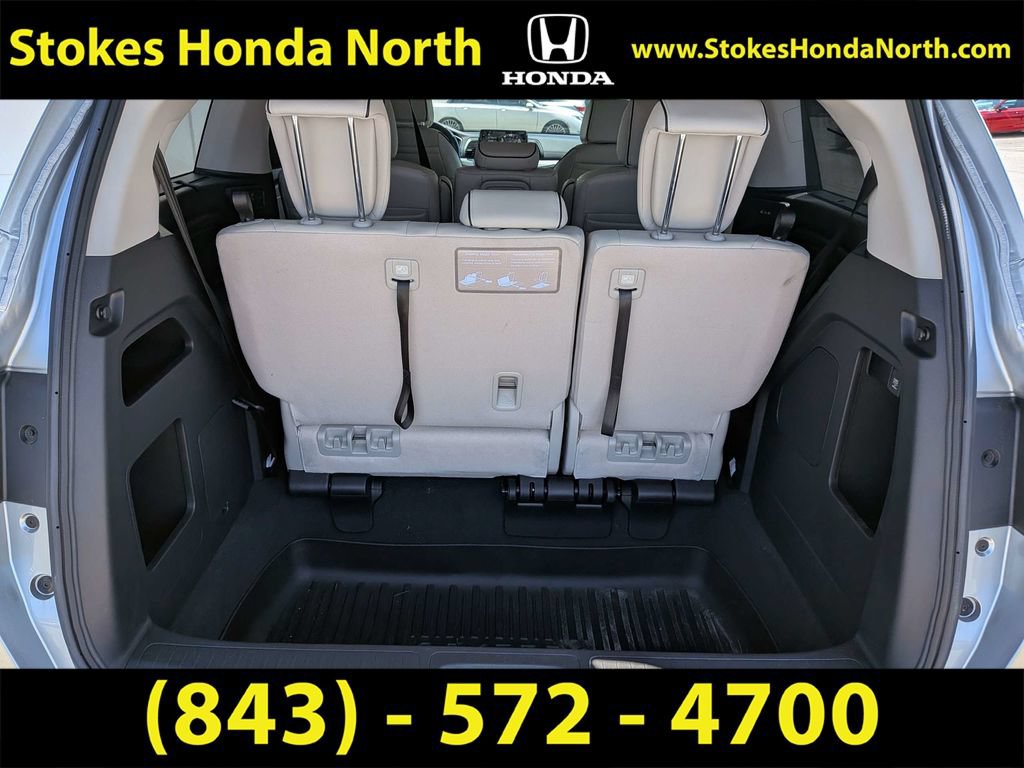 Certified 2026 Honda Odyssey Touring image 16