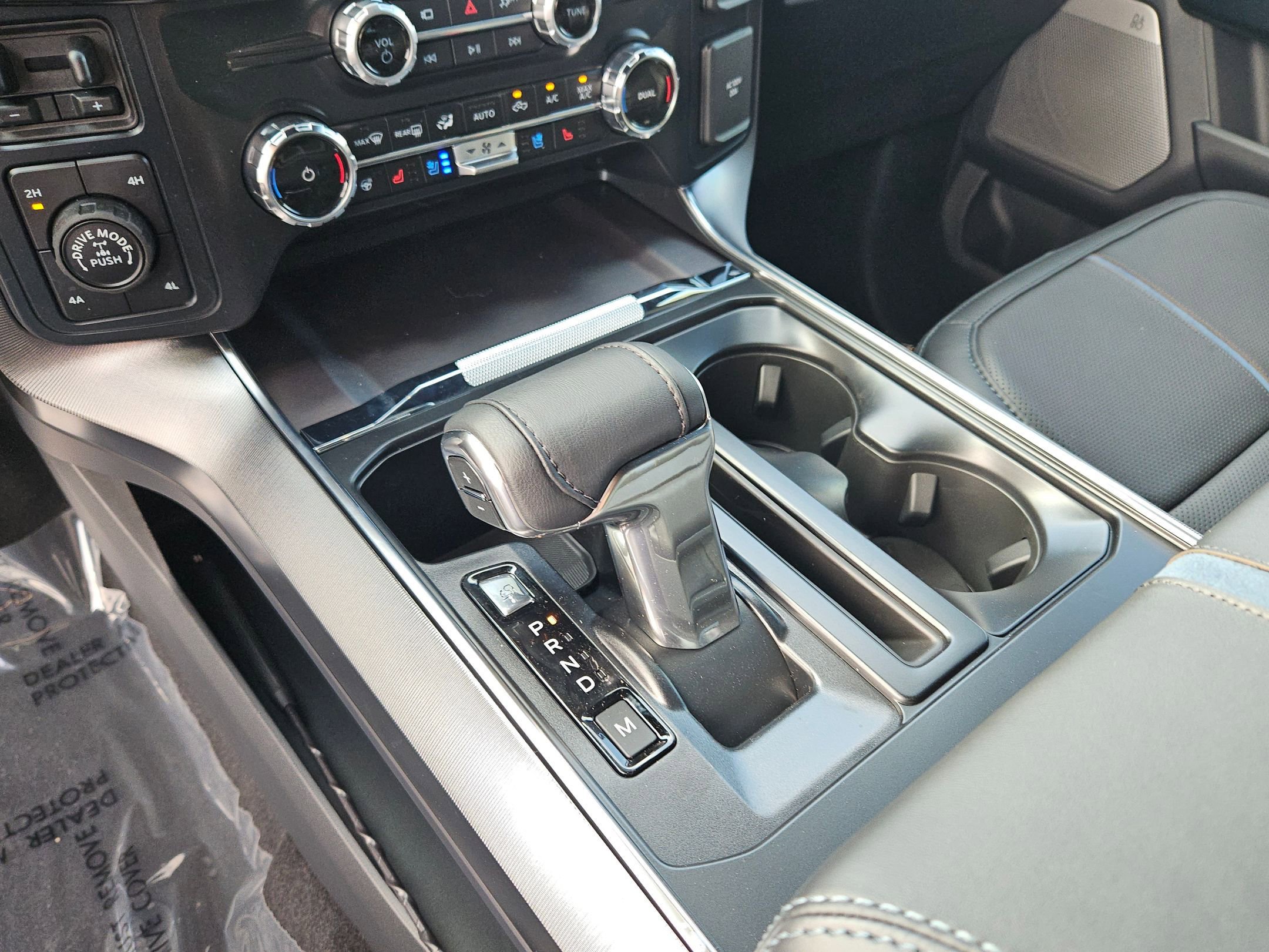 New 2025 Ford F150 Platinum w/ FX4 Off-Road Package image 10