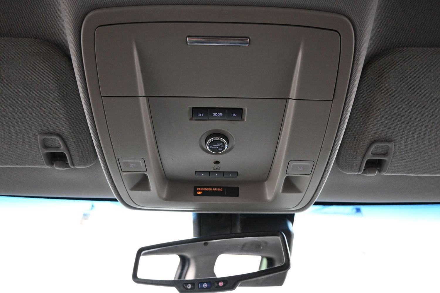 Used 2017 Chevrolet Tahoe LT AWD/4WD image 28