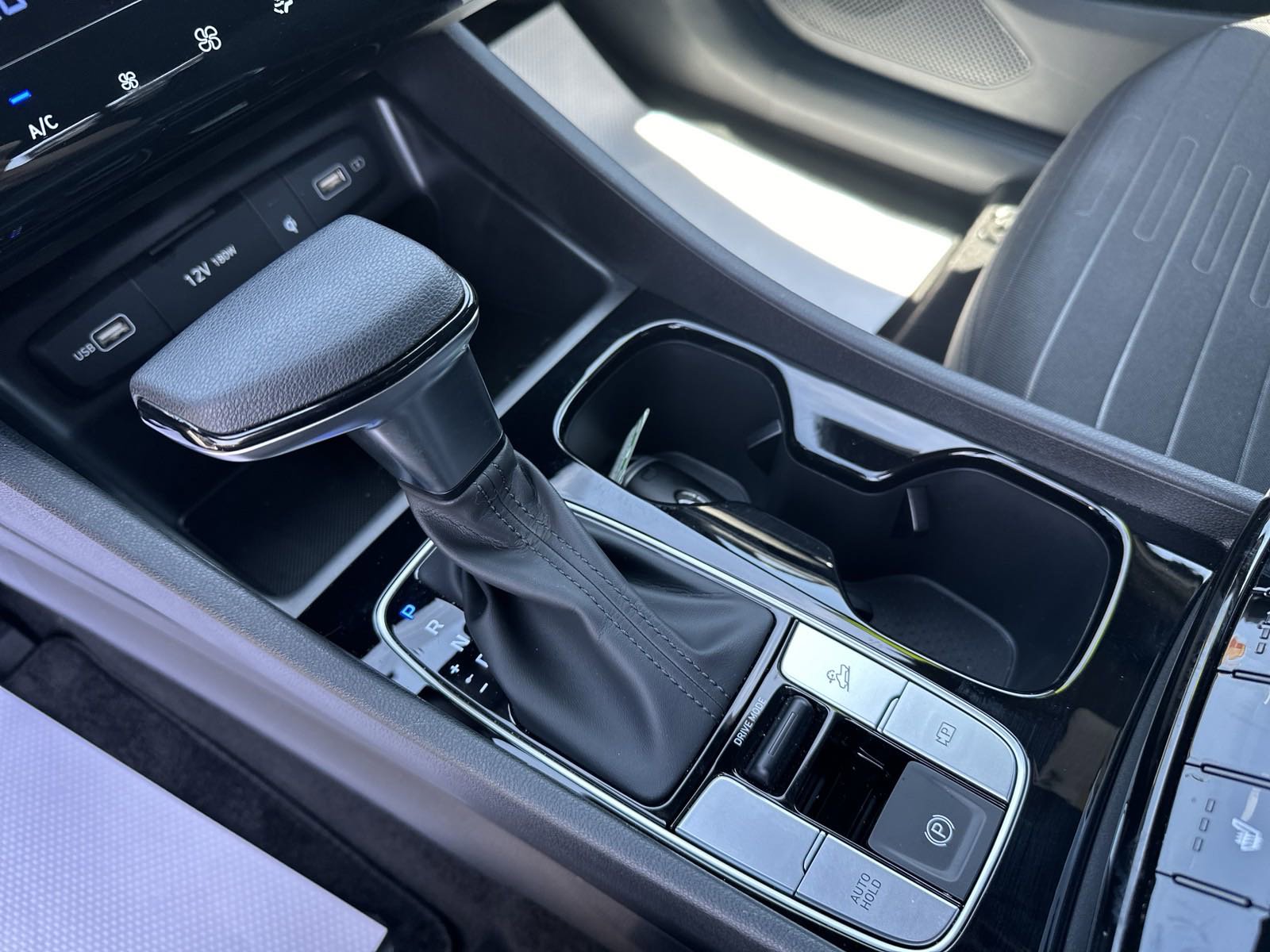 Used 2024 Hyundai Santa Cruz SEL w/ Activity Package image 23