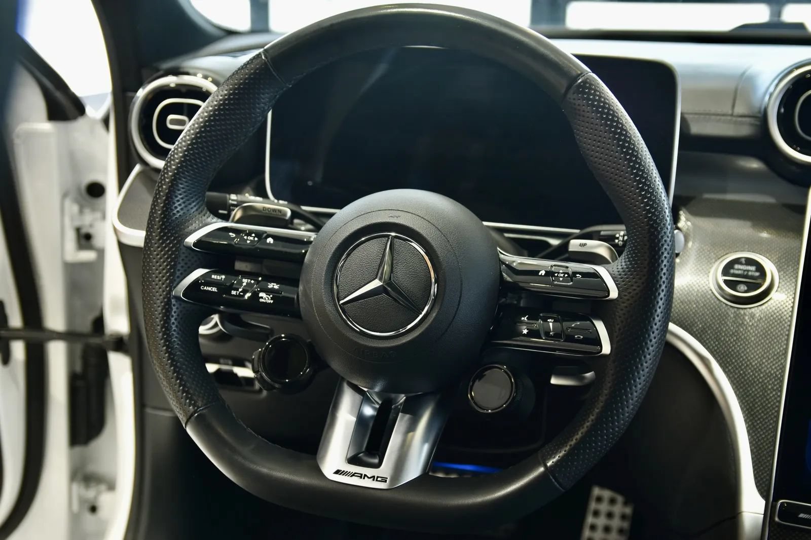 Used 2025 Mercedes-Benz C 43 AMG 4MATIC Sedan image 18