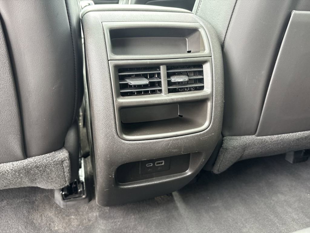 Certified 2024 Cadillac XT5 Premium Luxury w/ LPO, Floor Liner Package image 25