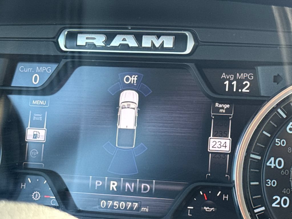 Used 2023 RAM 1500 Laramie AWD/4WD image 30
