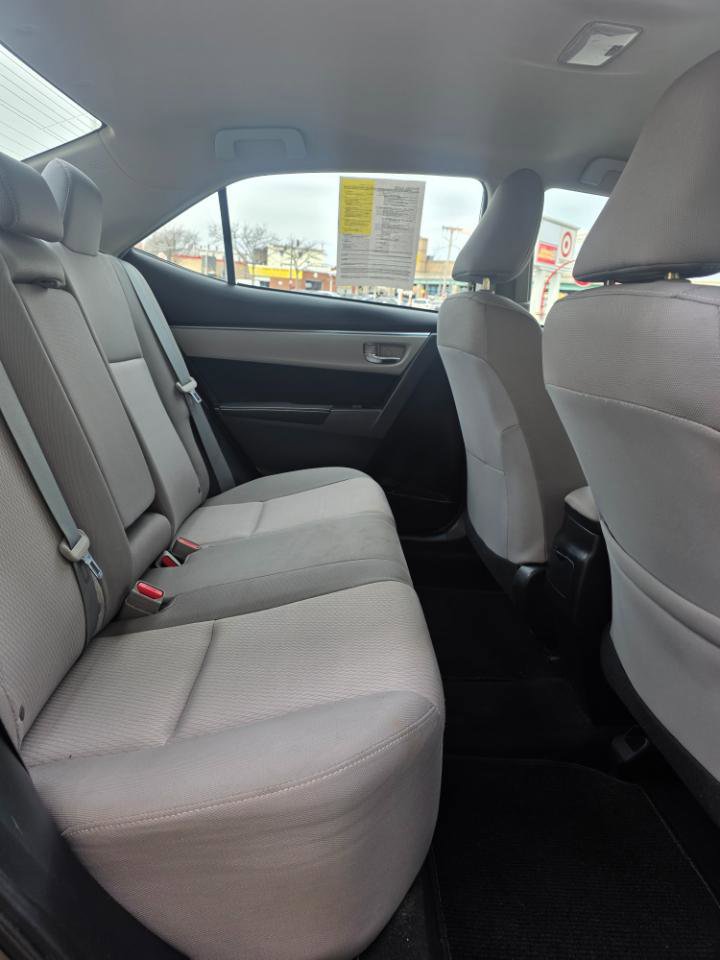 Used 2015 Toyota Corolla LE FWD image 11
