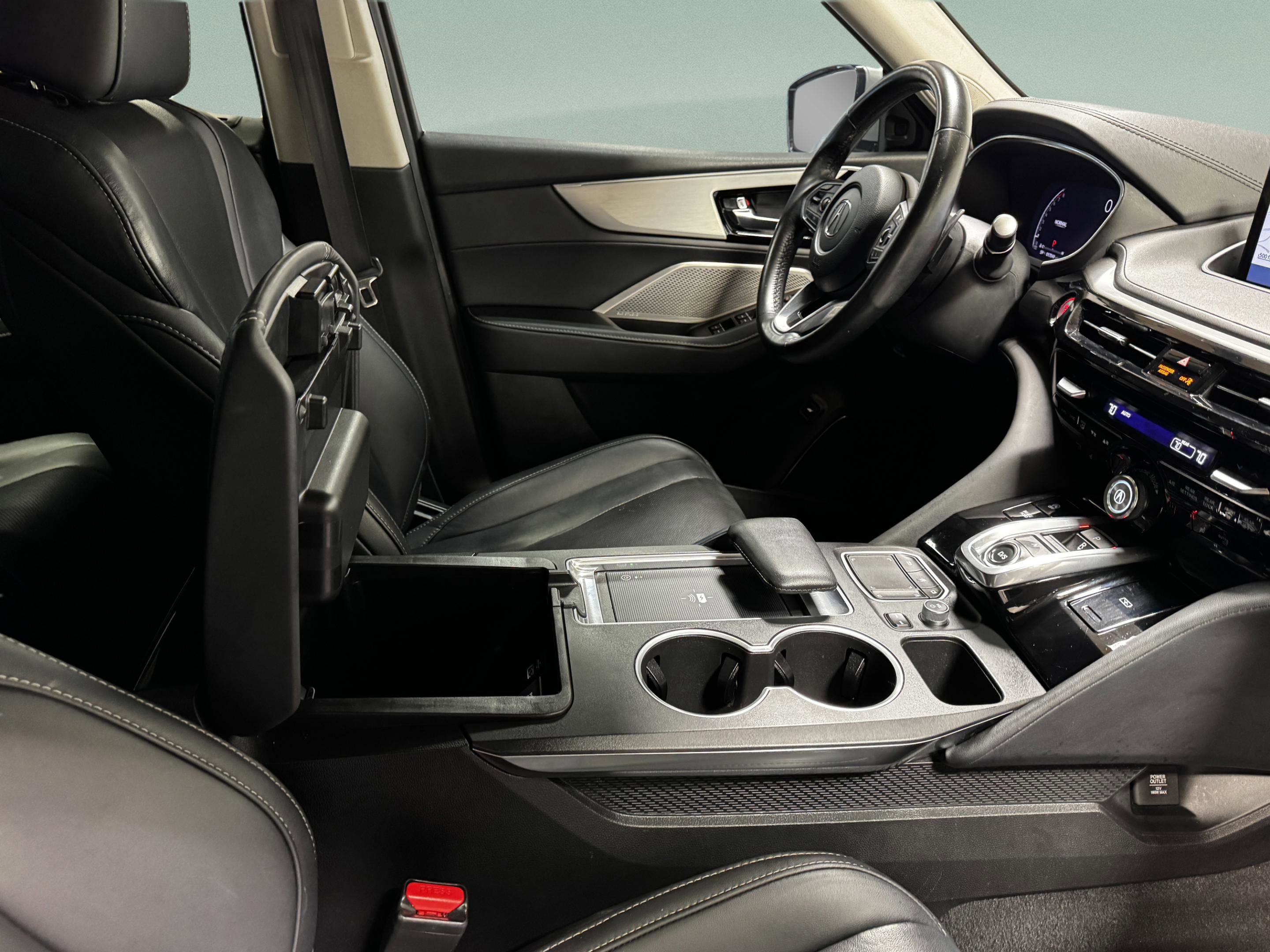 Certified 2023 Acura MDX FWD w/ Technology Package image 33