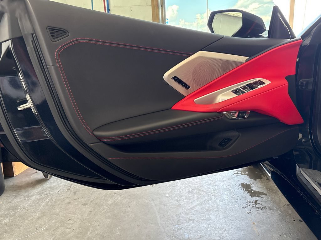 Used 2024 Chevrolet Corvette Stingray Preferred Conv w/ Z51 Performance Package RWD image 13