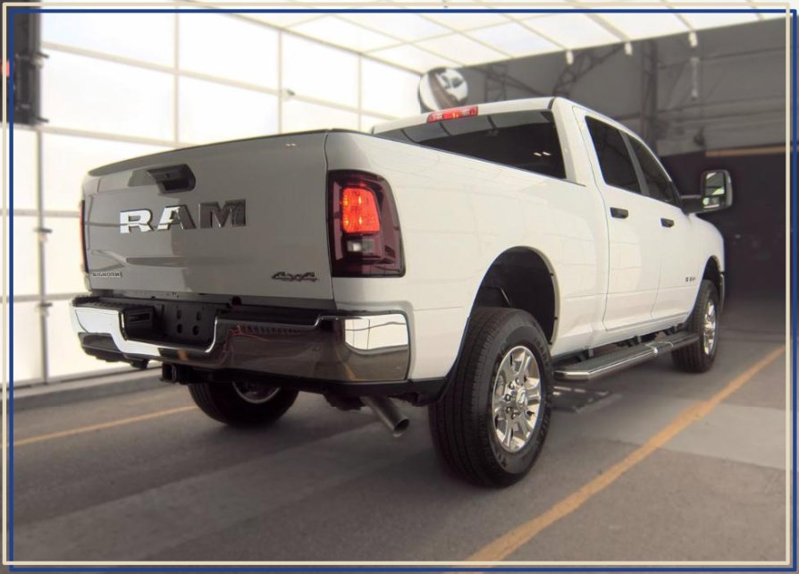 Used 2026 RAM 2500 Big Horn AWD/4WD image 4