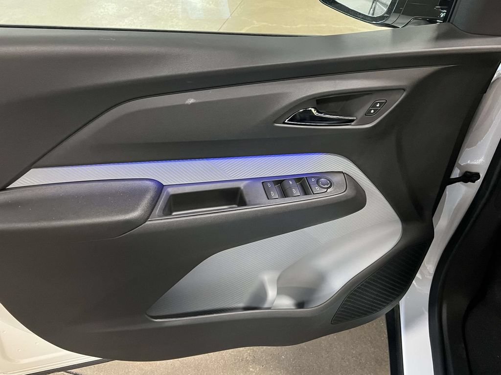 New 2027 Chevrolet Bolt RS FWD image 12