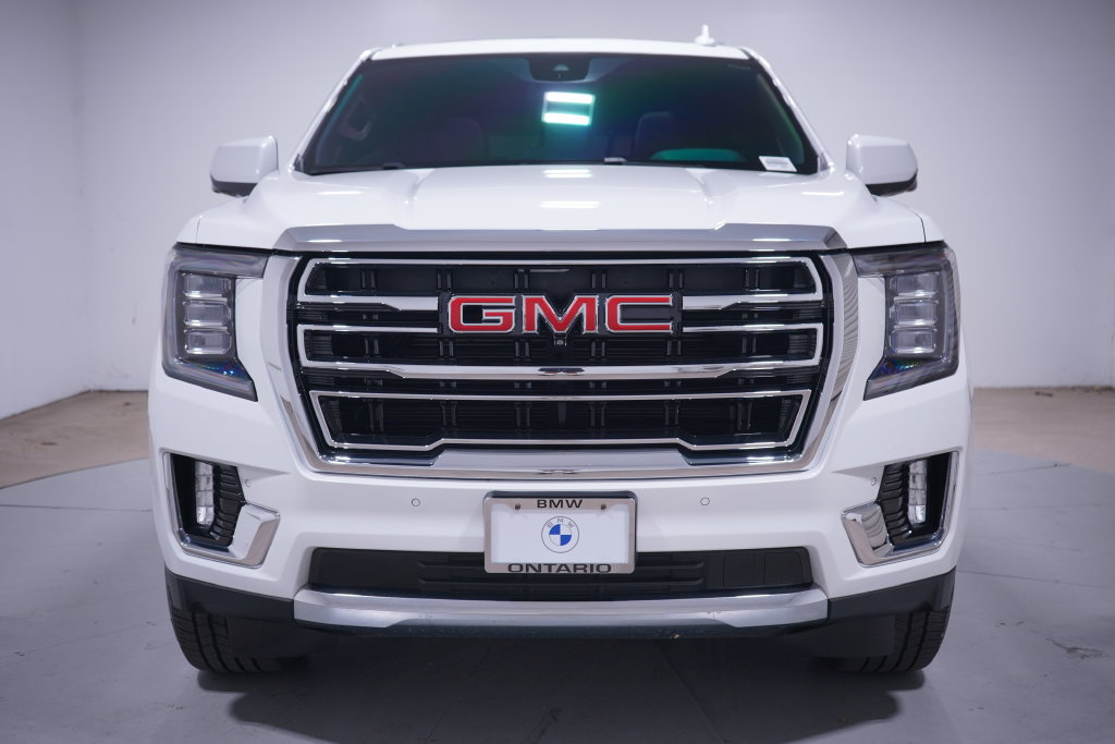 Used 2023 GMC Yukon XL SLT w/ SLT Luxury Package RWD image 4