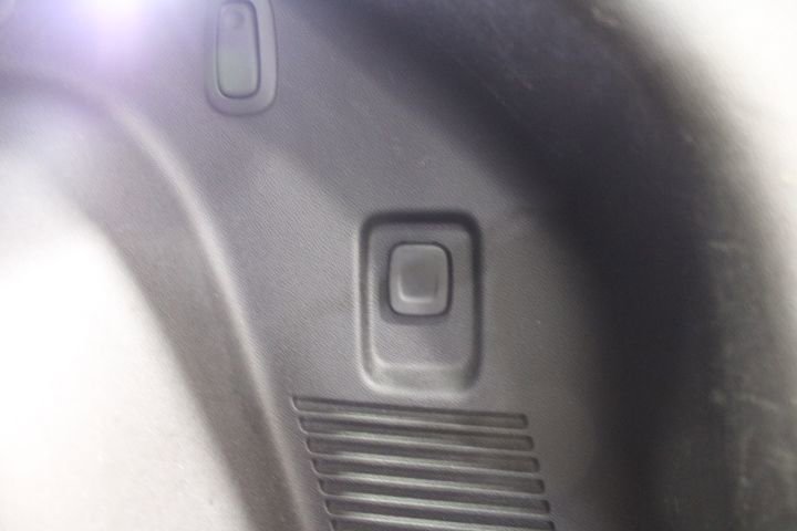 Used 2019 Chevrolet Blazer RS w/ LPO, Floor Liner Package image 15