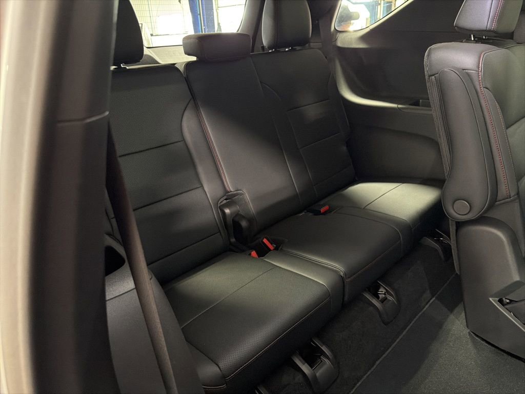 Certified 2025 Chevrolet Traverse Z71 w/ Driver Confidence Package image 20