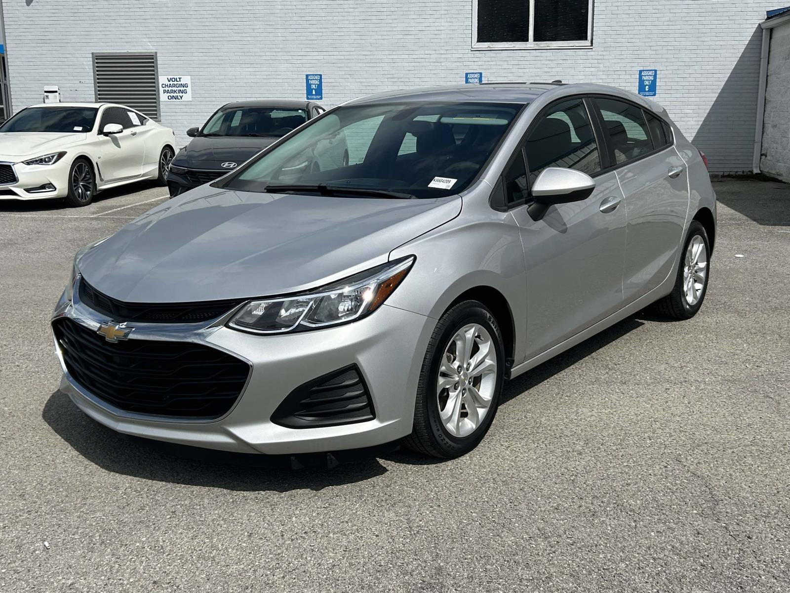 Used 2019 Chevrolet Cruze LS w/ LS Convenience Package FWD image 7
