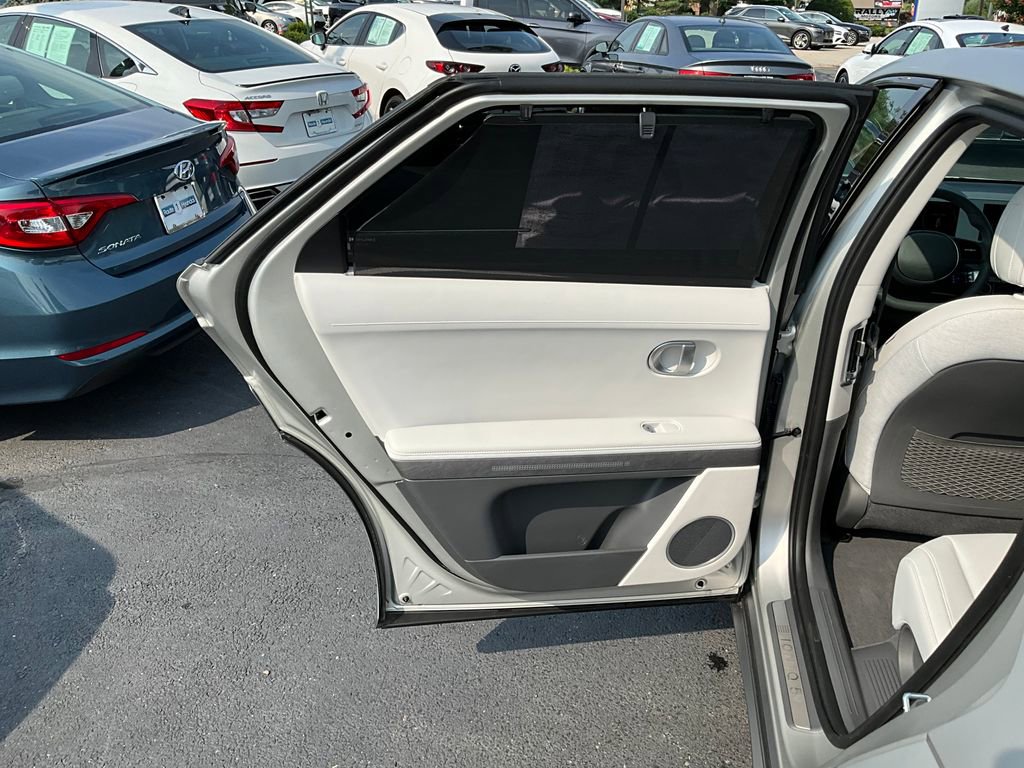 Used 2024 Hyundai Ioniq 5 Limited AWD/4WD image 28
