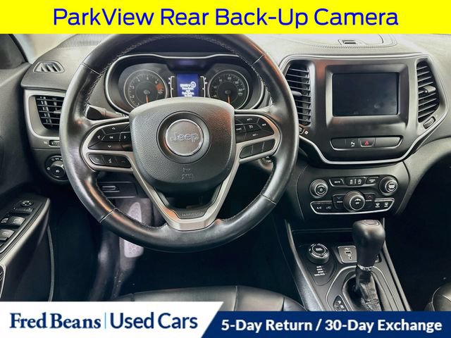 Used 2019 Jeep Cherokee Latitude Plus w/ Cold Weather Group AWD/4WD image 25