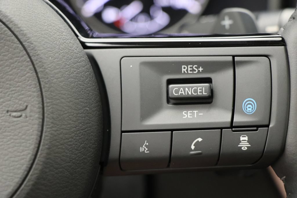 Used 2023 Nissan Rogue SL AWD/4WD image 19