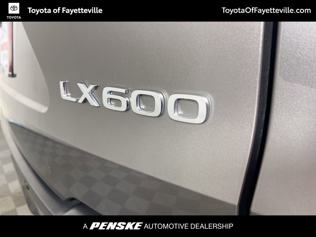 Used 2023 Lexus LX 600 4WD w/ Appearance Package image 4