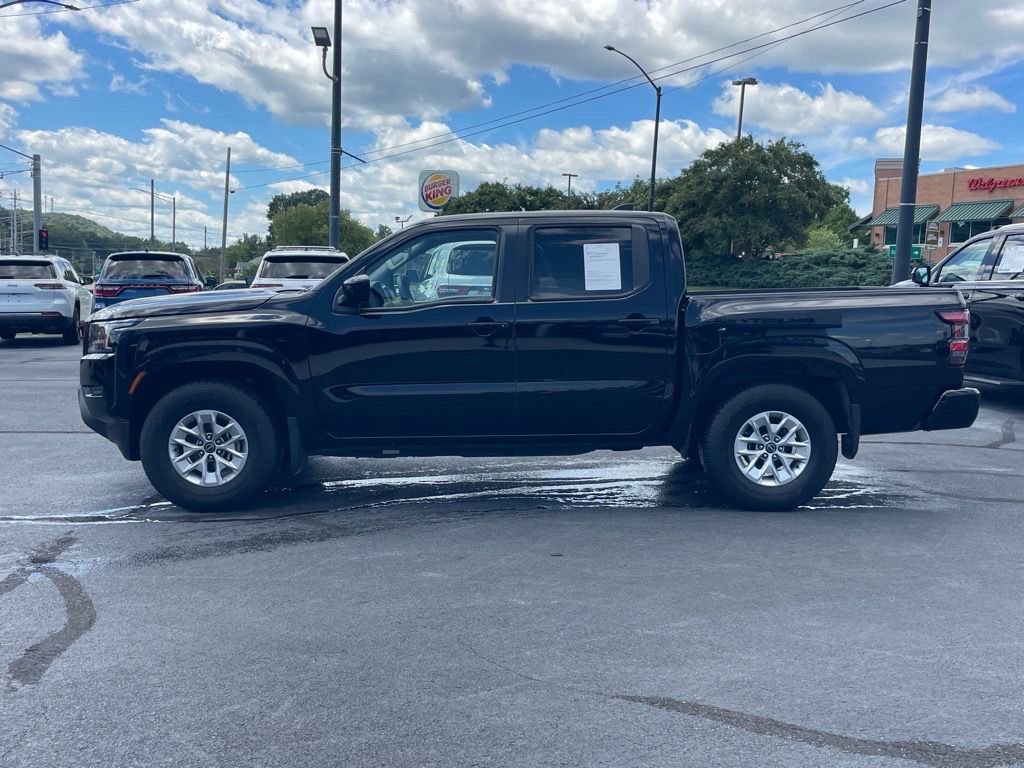 Used 2024 Nissan Frontier SV w/ Technology Package image 4
