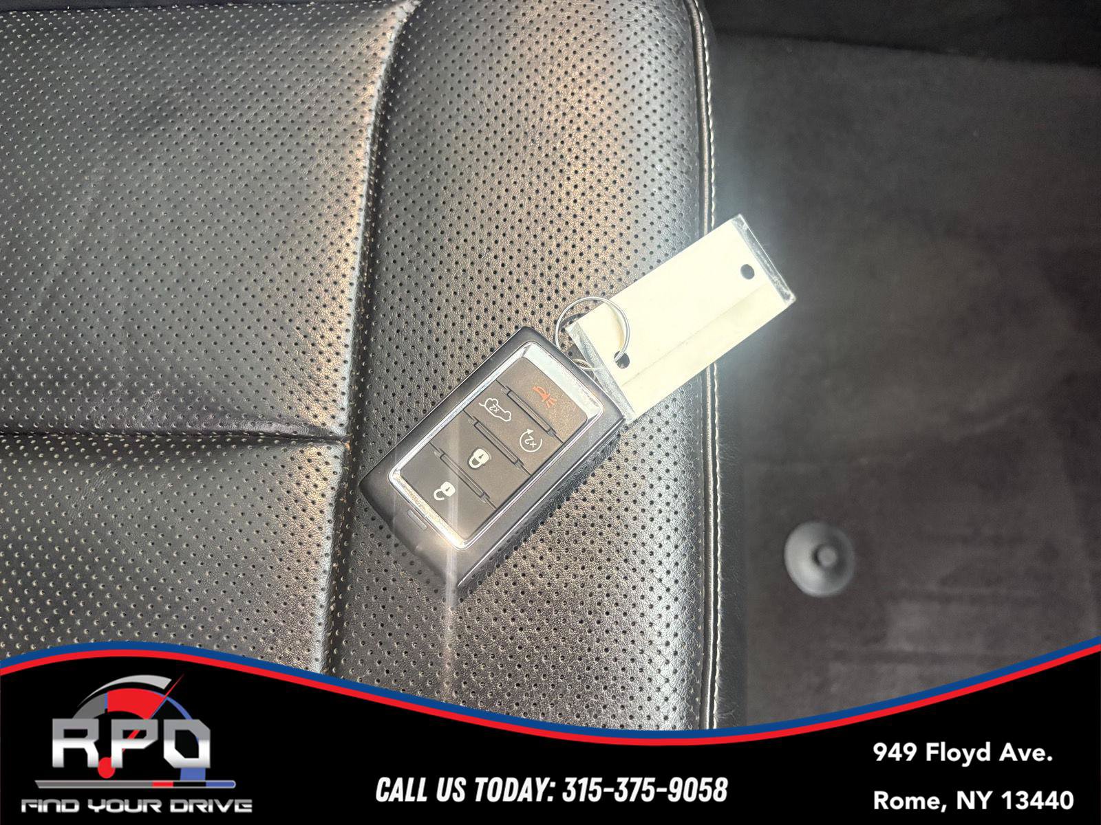 Used 2022 Jeep Grand Cherokee L Overland AWD/4WD image 35