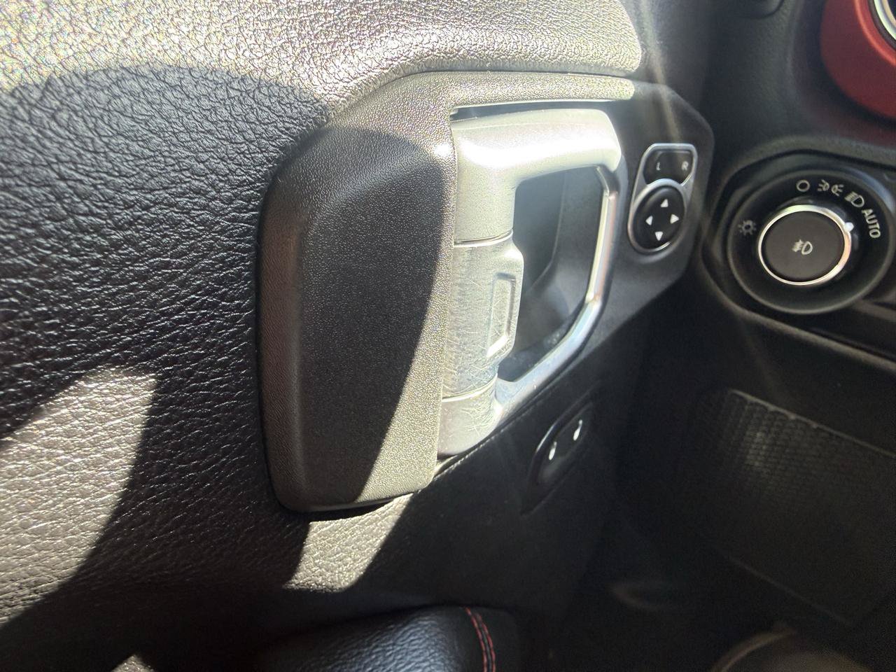 Used 2020 Jeep Wrangler Unlimited Rubicon AWD/4WD image 23