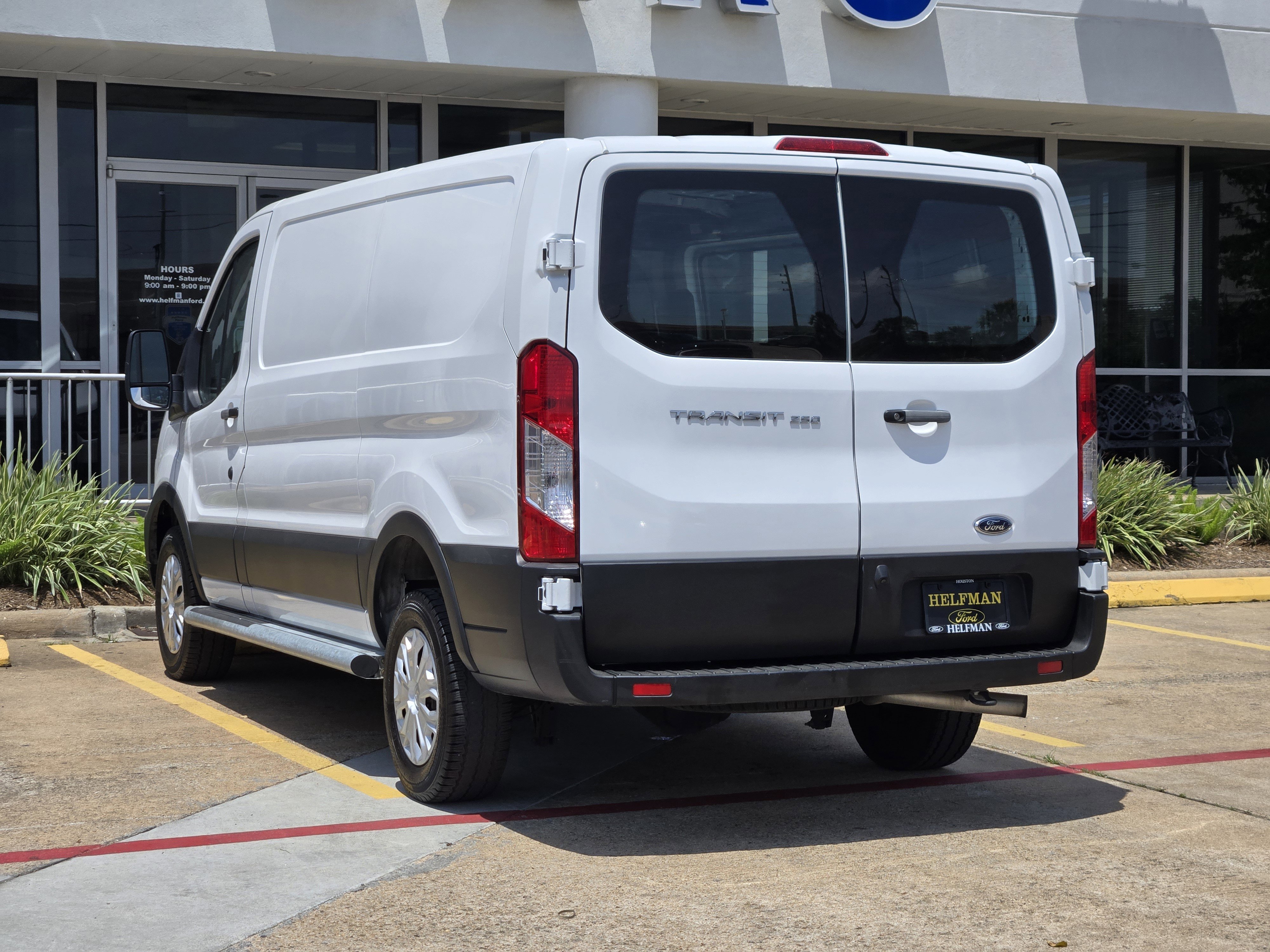 Used 2024 Ford Transit 250 Low Roof w/ Exterior Upgrade Package RWD image 3