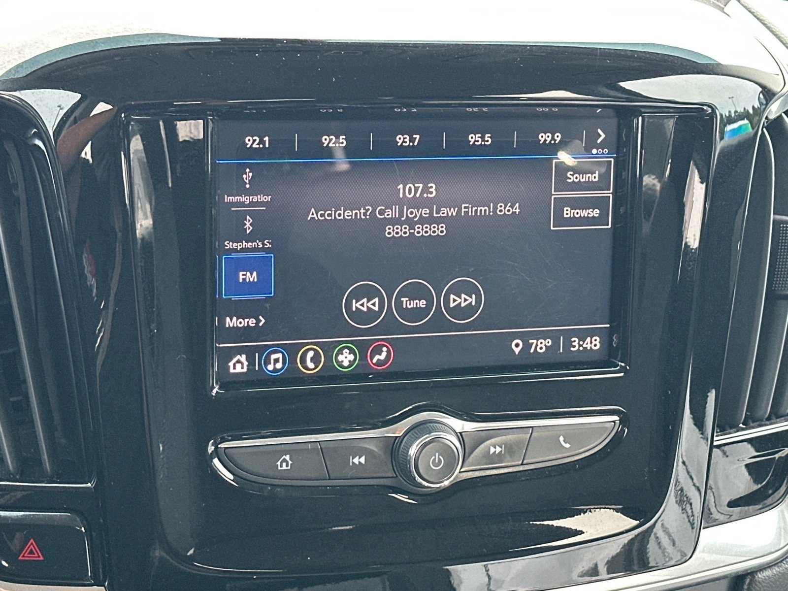Used 2021 Chevrolet Traverse LS FWD image 12