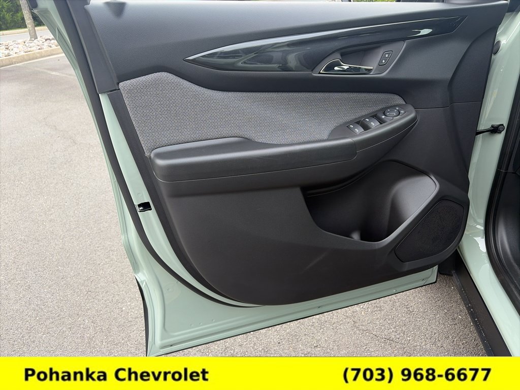 New 2026 Chevrolet TrailBlazer LT w/ LT Cold Weather Package AWD/4WD image 21