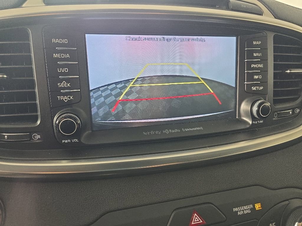 Used 2017 Kia Sorento SX AWD/4WD image 19