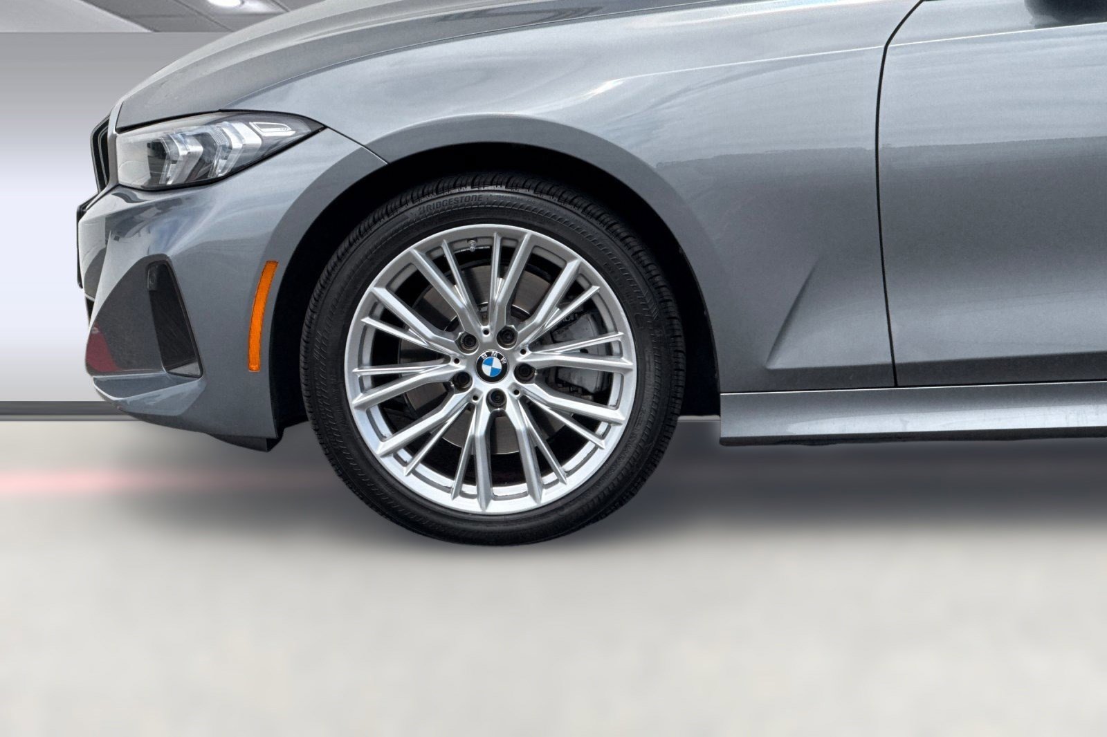 Used 2023 BMW 330i xDrive Sedan w/ Driving Assistance Package AWD/4WD image 11