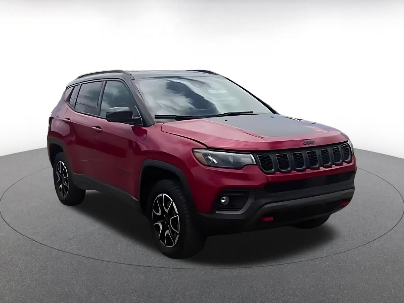 Used 2025 Jeep Compass Trailhawk AWD/4WD image 10