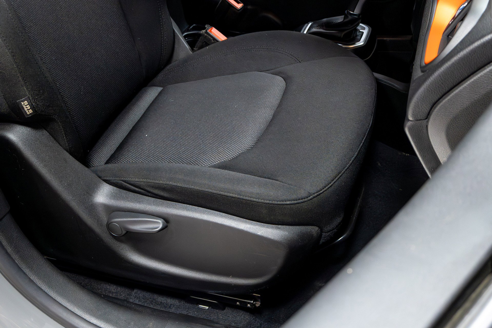 Used 2020 Jeep Renegade Sport image 24