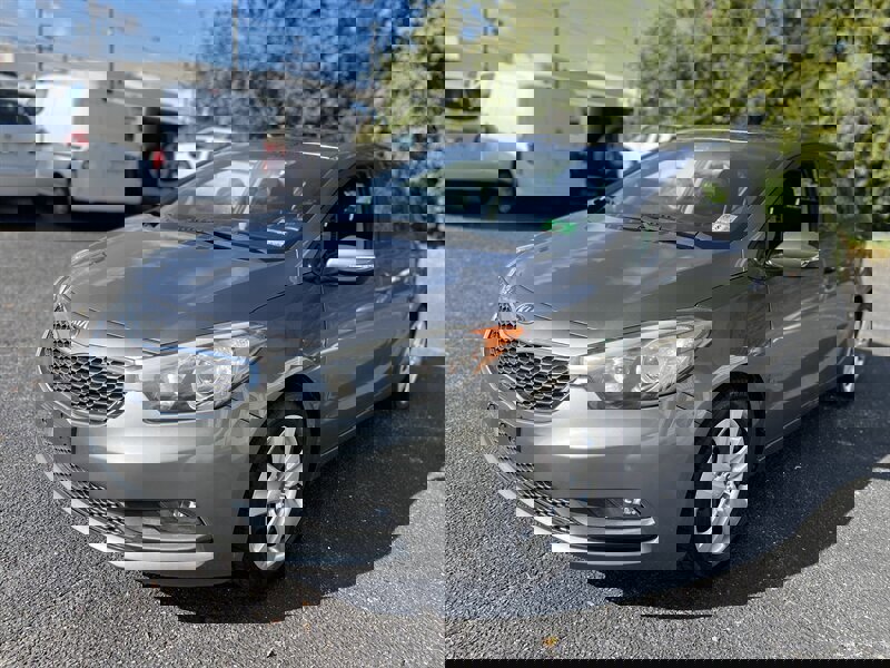 Used 2016 Kia Forte LX image 4