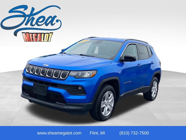 Used 2022 Jeep Compass Latitude w/ Convenience Group AWD/4WD image 1