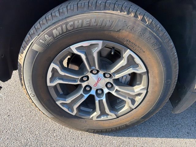 Used 2024 GMC Sierra 1500 SLT RWD image 10