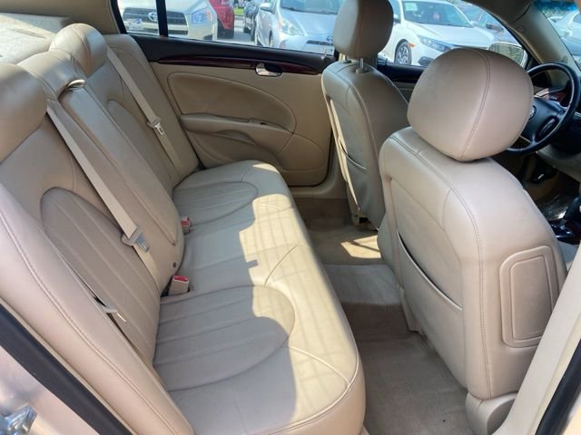 Used 2008 Buick Lucerne CXL w/ Ultra Confidence Package FWD image 22