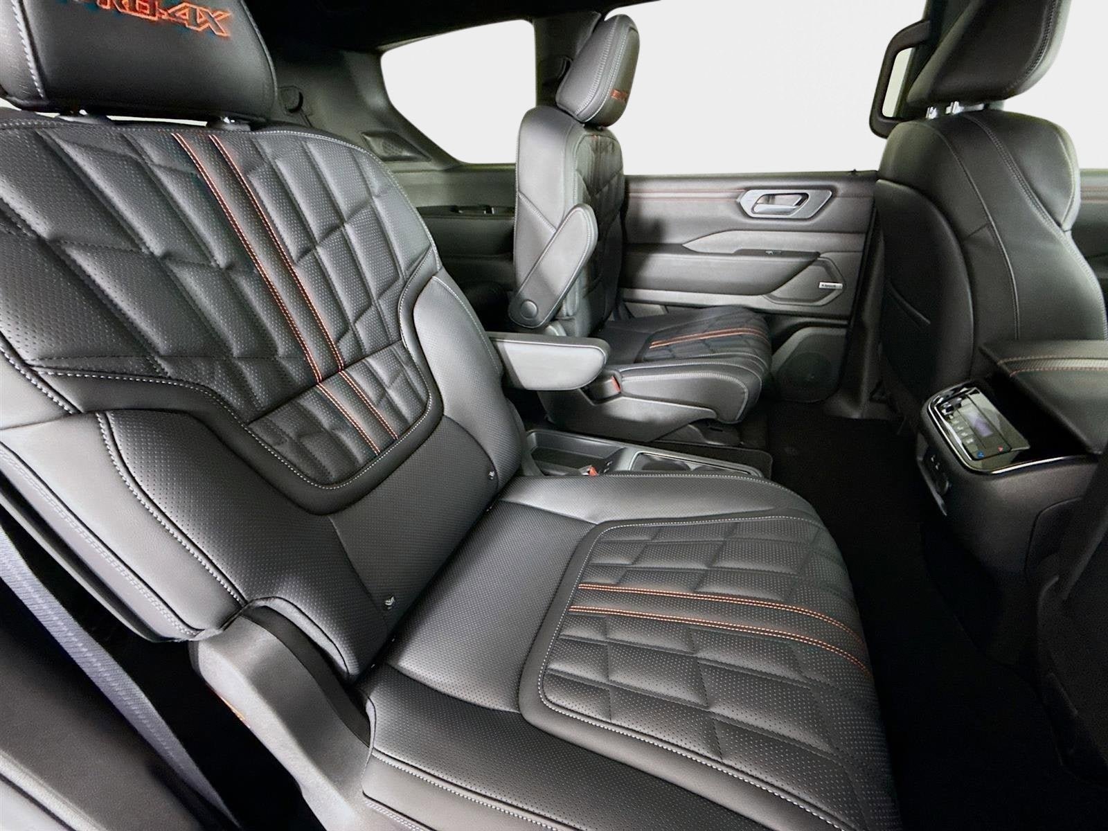 New 2026 Nissan Armada PRO-4X w/ Captain's Chari Seat Package image 29