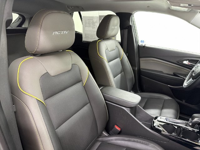 Certified 2024 Chevrolet Trax ACTIV w/ Sunroof Package FWD image 19