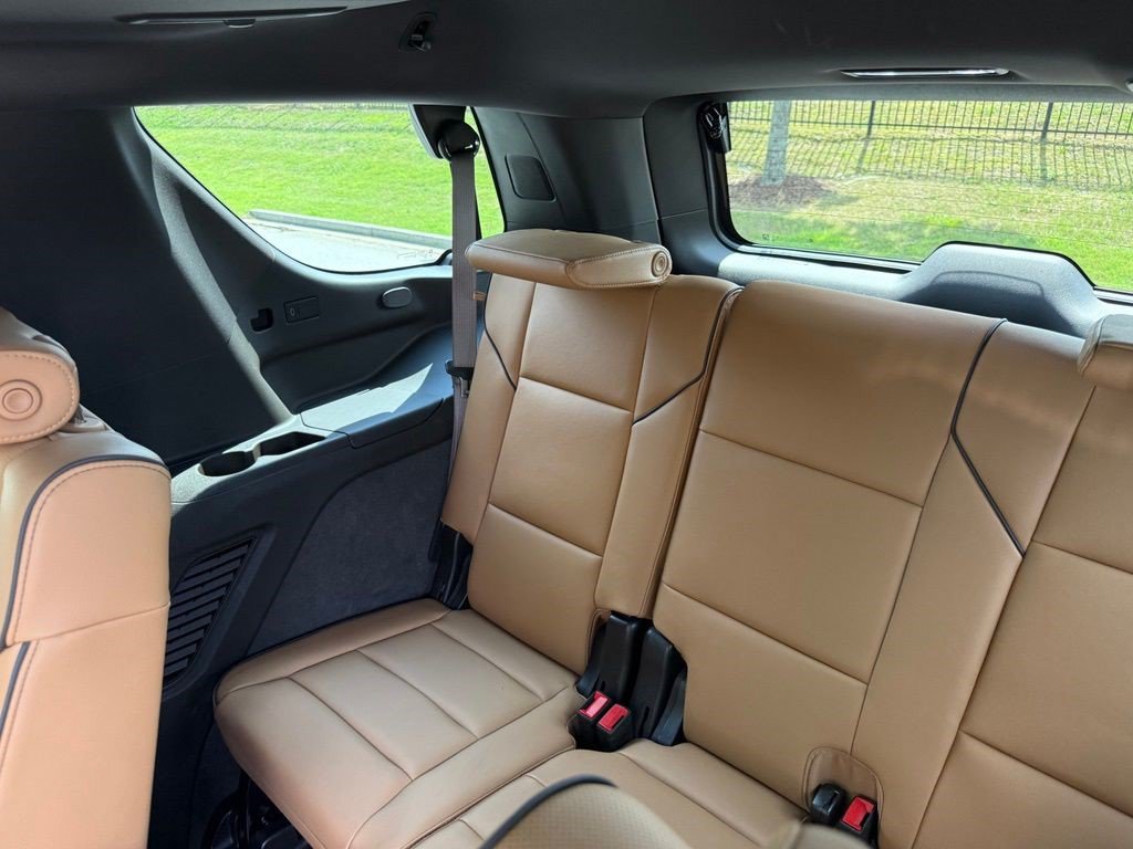 Certified 2025 Cadillac Escalade Premium Luxury w/ Touring Package AWD/4WD image 23