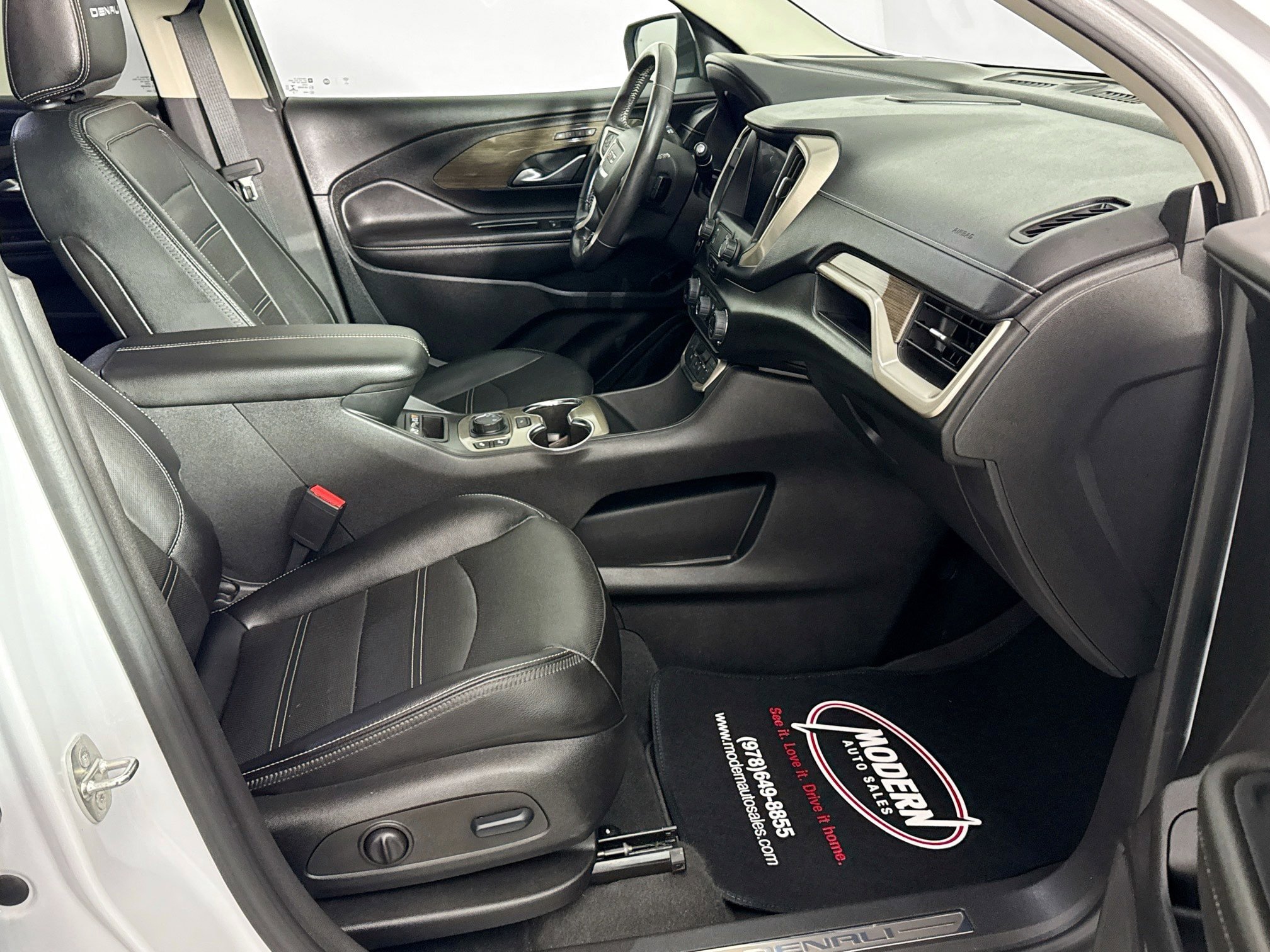 Used 2022 GMC Terrain Denali AWD/4WD image 32