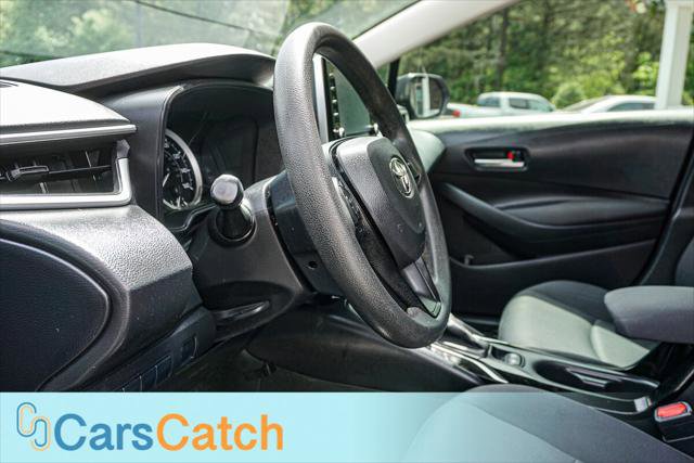 Used 2020 Toyota Corolla LE FWD image 19